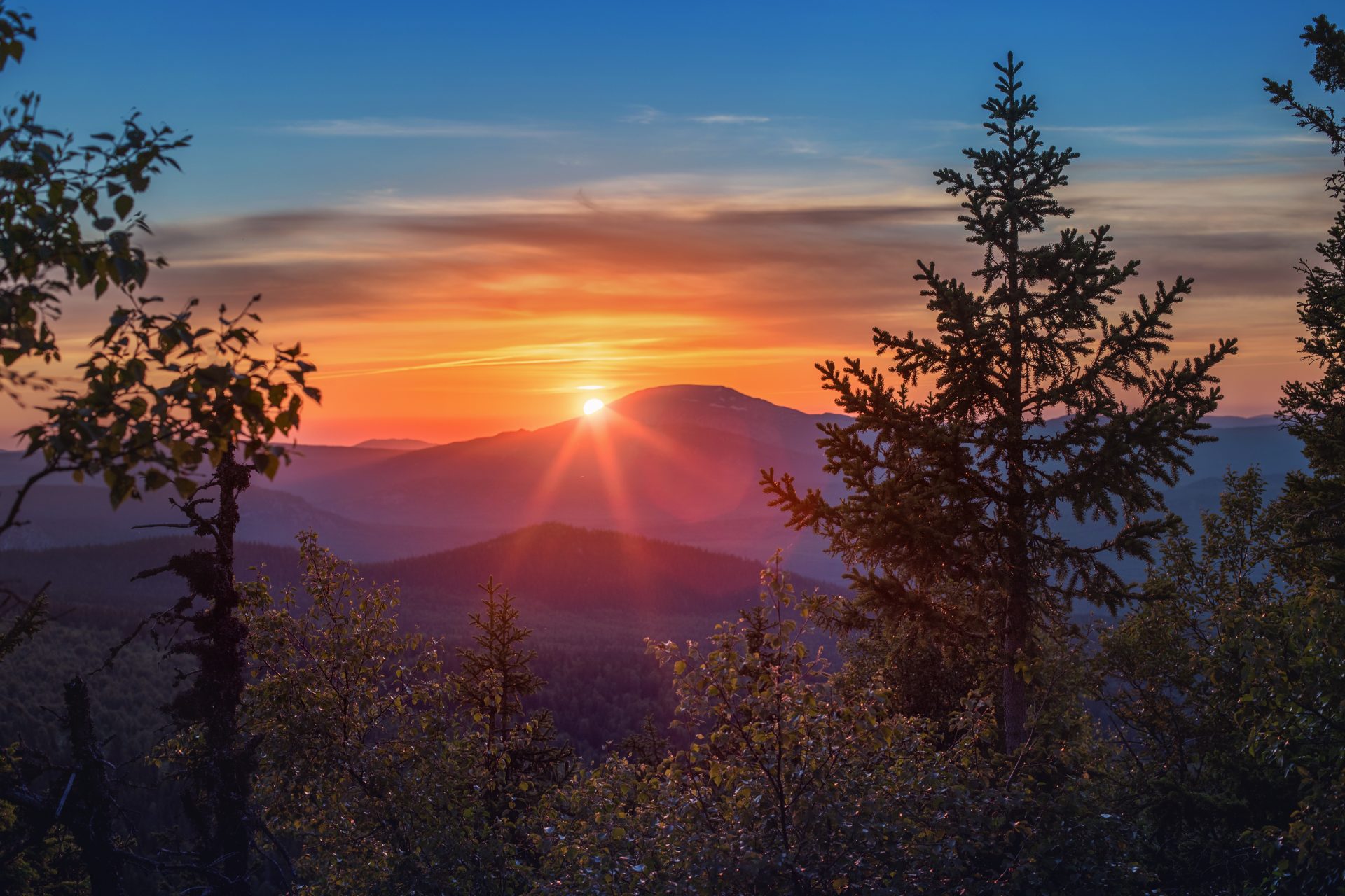 Sunrise | Every Christian Hypnotized Sunrise